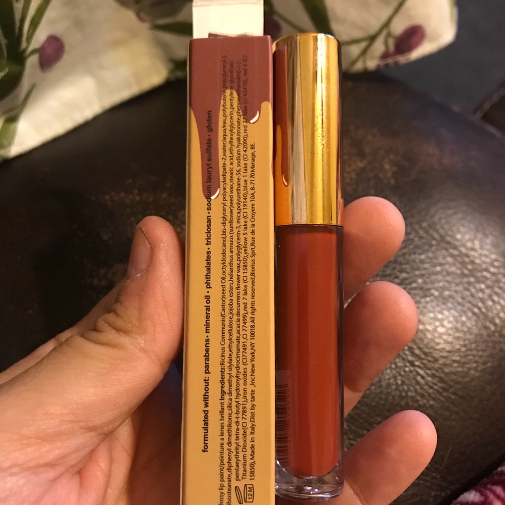 Lipstick 💄 - Picture 2 of 2